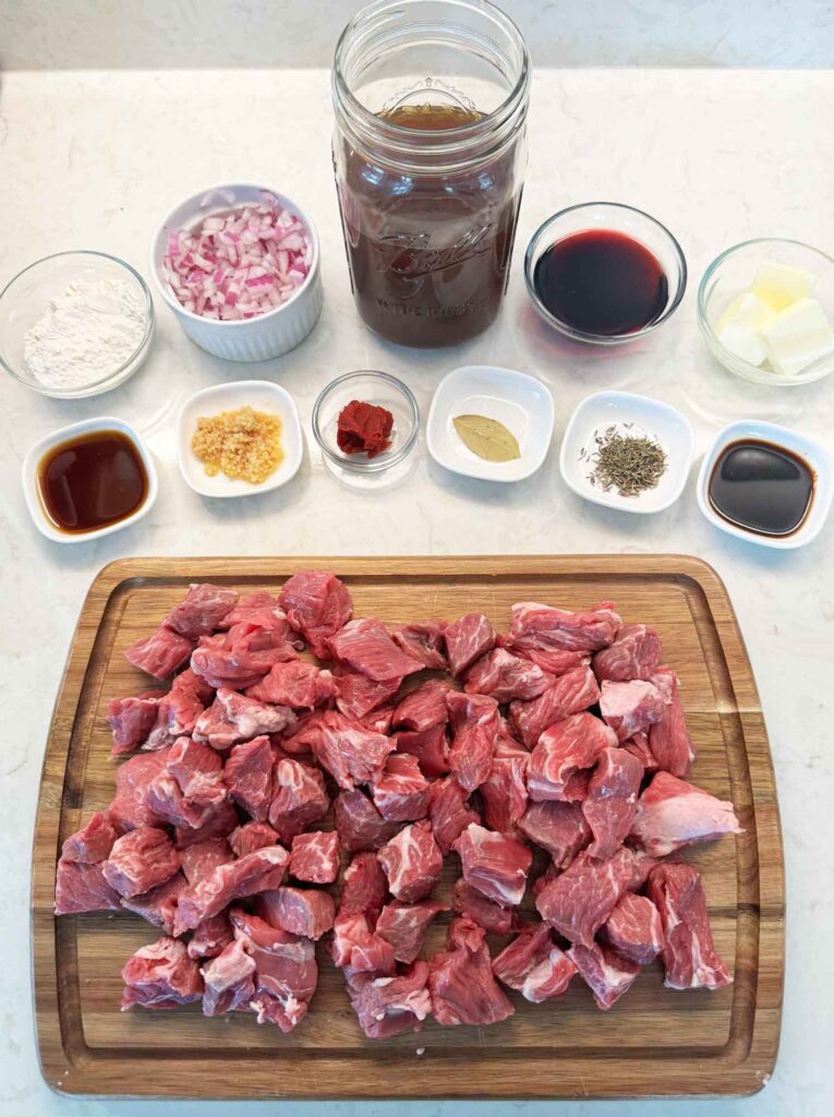 Ingredients to make beef tips and gravy