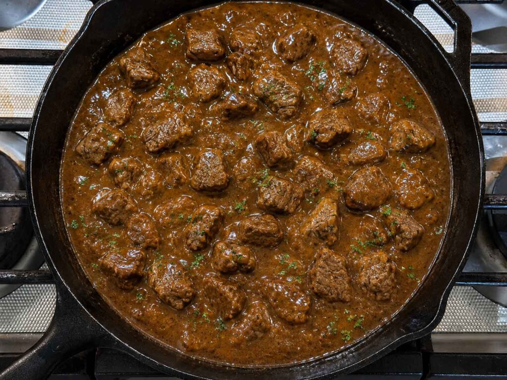 Reheating beef tips and gravy in a skillet